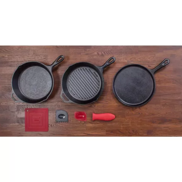 Lodge 7-Piece Cast Iron Cookware Set in Black