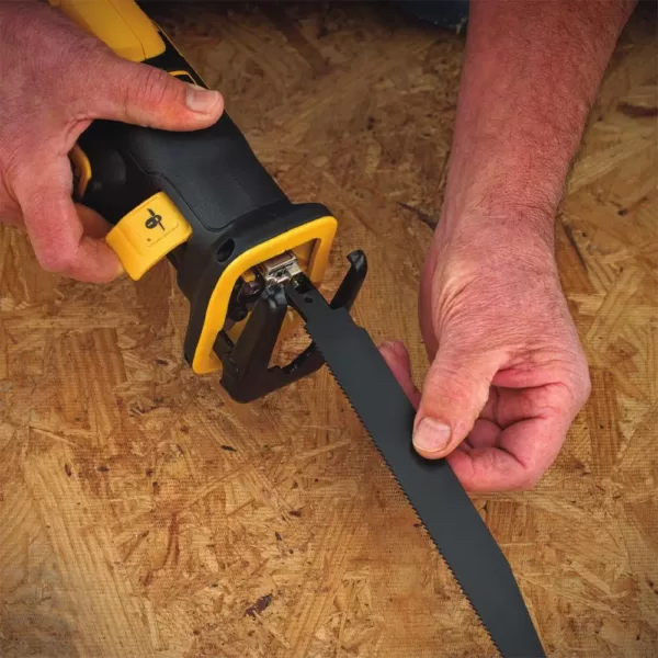 DEWALT 20-Volt MAX XR Cordless Brushless Compact Reciprocating Saw with (1) 20-Volt Battery 3.0Ah & Charger