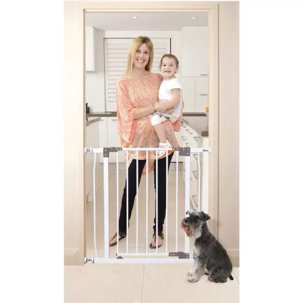 Dreambaby 30 in. H Liberty Auto-Close Security Gate