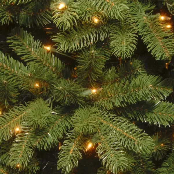 National Tree Company 6 ft. Feel Real Newberry Spruce Hinged Tree with 600 Clear Lights