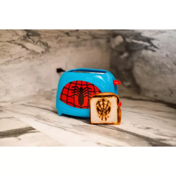 Uncanny Brands Spiderman Classic 2-Slice Red Toaster