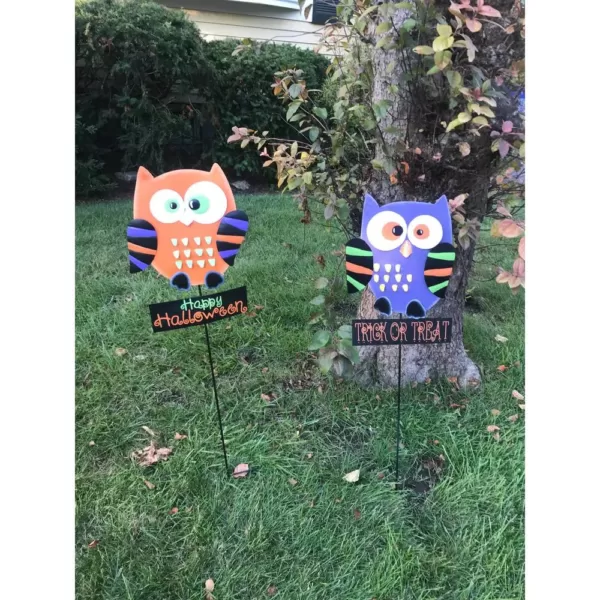 Worth Imports 36 in. Metal Halloween Owl on Stake (Set of 2)